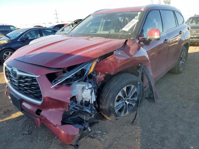 TOYOTA HIGHLANDER 2022 with VIN 5TDGZRBH9NS193328 - Photo from auction