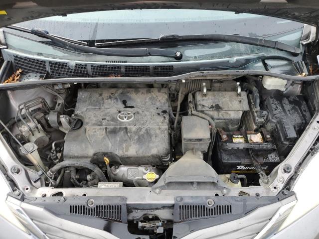 Photo 12 from auction – 2011 TOYOTA SIENNA XLE with VIN 5TDYK3DC7BS077550