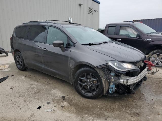 Photo 4 from auction – 2019 CHRYSLER PACIFICA T with VIN 2C4RC1EGXKR668505