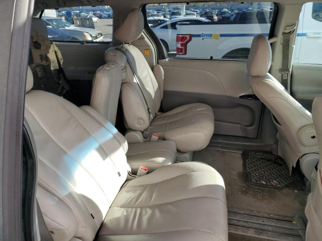 Photo 11 from auction – 2011 TOYOTA SIENNA LE with VIN 5TDKK3DCXBS033449