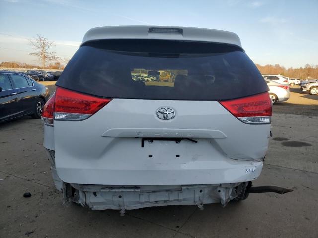 Photo 6 from auction – 2012 TOYOTA SIENNA XLE with VIN 5TDYK3DC6CS190973