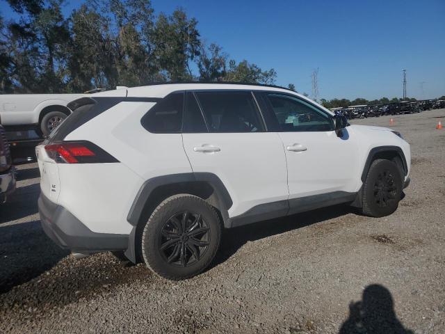 Photo 3 from auction – 2019 TOYOTA RAV4 LE with VIN 2T3F1RFV0KC021462