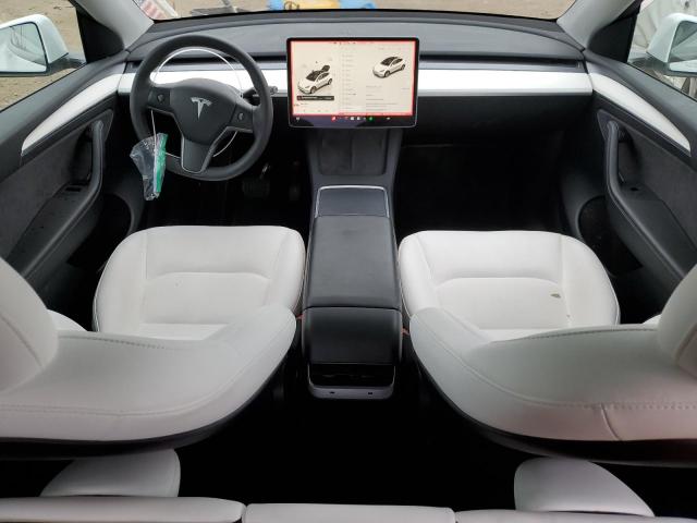 Снимка 8 от търг – 2022 TESLA MODEL Y с VIN 7SAYGDEE3NF561086