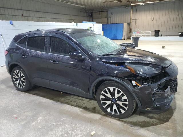Photo 4 from auction – 2020 FORD ESCAPE SE with VIN 1FMCU9BZ6LUC28210
