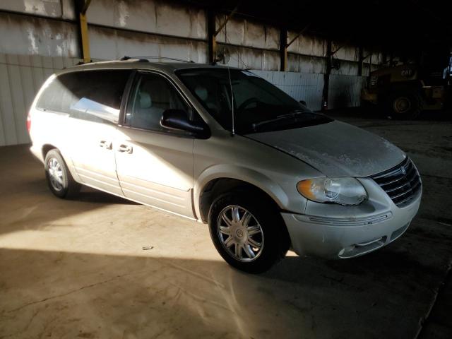 Photo 4 from auction – 2005 CHRYSLER TOWN&COUNT with VIN 2C8GP64L05R319654