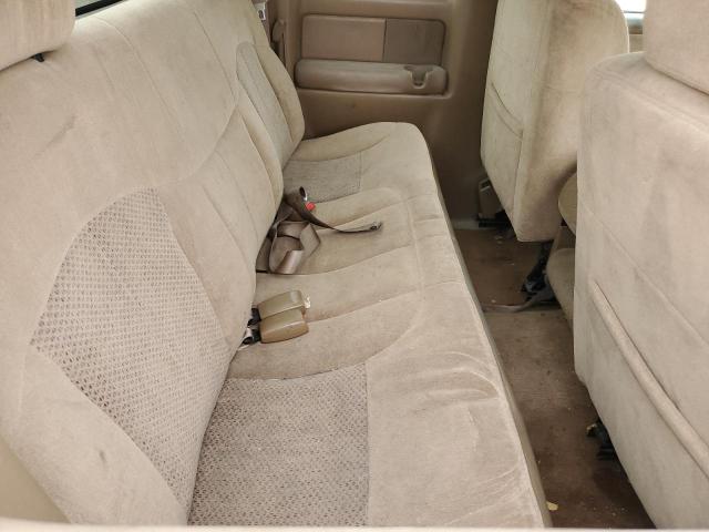 Photo 10 from auction – 2000 CHEVROLET SILVERADO with VIN 2GCEC19T8Y1203685
