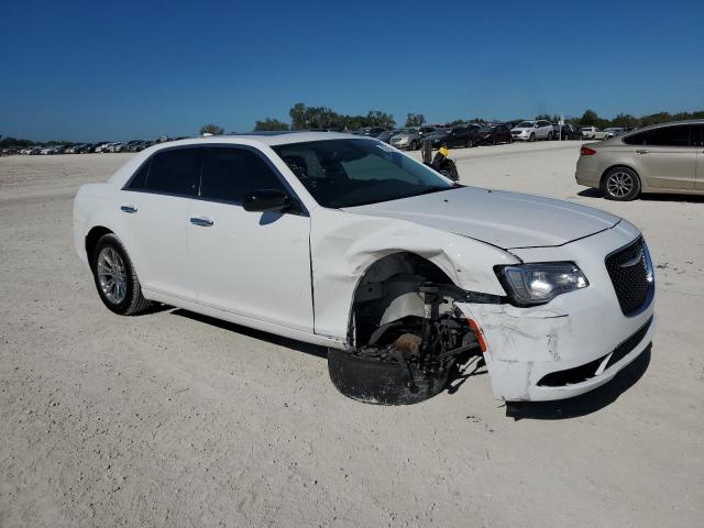 Photo 4 from auction – 2016 CHRYSLER 300C with VIN 2C3CCAEG2GH343306
