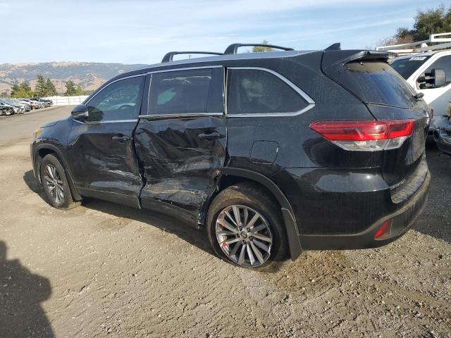 Photo 2 from auction – 2019 TOYOTA HIGHLANDER with VIN 5TDJZRFH0KS587649