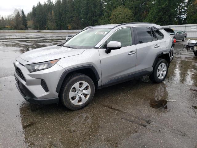 TOYOTA RAV4 LE 2019 with VIN JTMG1RFVXKJ015699 - Photo from auction