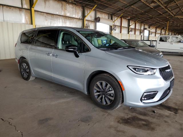 Photo 4 from auction – 2024 CHRYSLER PACIFICA H with VIN 2C4RC1S72RR150368