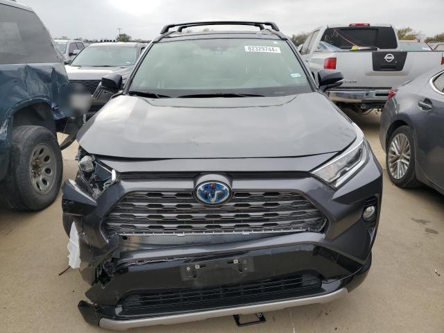 Photo 5 from auction – 2020 TOYOTA RAV4 XSE with VIN JTMEWRFV9LJ047862