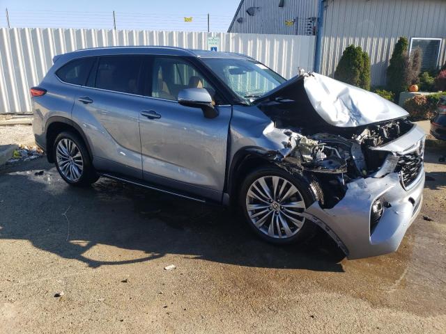 Photo 4 from auction – 2021 TOYOTA HIGHLANDER with VIN 5TDFZRBH6MS088837