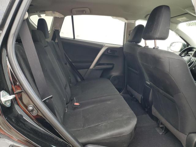 Photo 11 from auction – 2018 TOYOTA RAV4 LE with VIN 2T3BFREV0JW819412