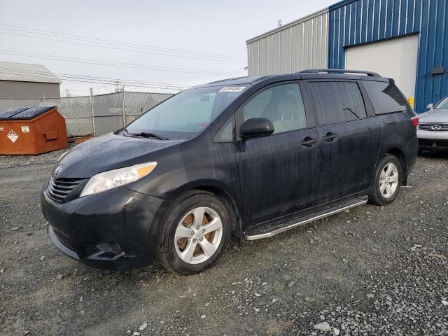 TOYOTA SIENNA 2017 con VIN 5TDZZ3DC4HS867011 - Foto de la subasta
