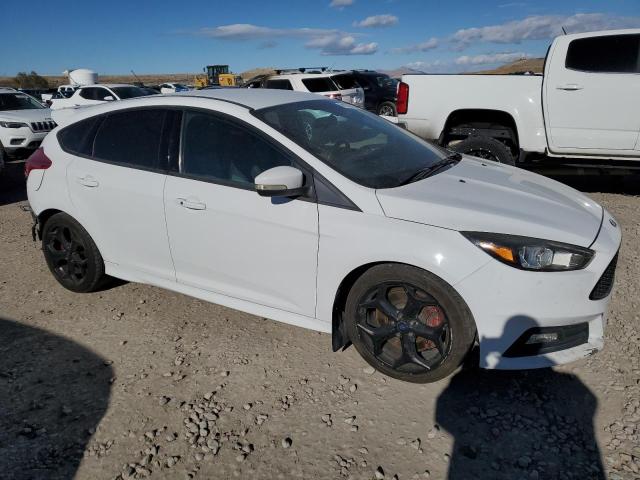 Photo 4 from auction – 2016 FORD FOCUS ST with VIN 1FADP3L94GL282490