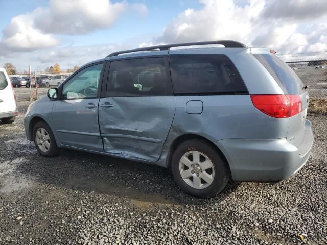 Photo 2 from auction – 2010 TOYOTA SIENNA CE with VIN 5TDKK4CC6AS322463
