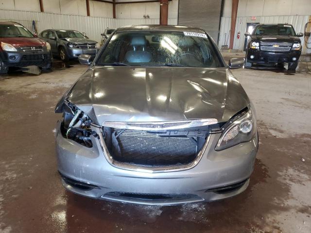 Photo 5 from auction – 2013 CHRYSLER 200 LIMITE with VIN 1C3CCBCG6DN553418