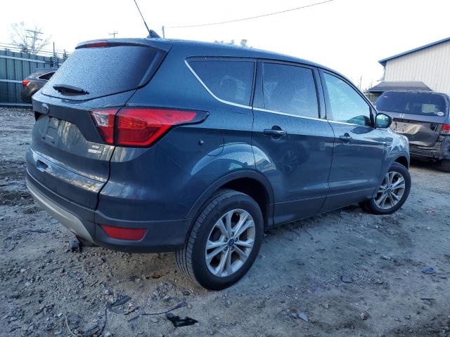 Photo 3 from auction – 2019 FORD ESCAPE SE with VIN 1FMCU9GD8KUB90801