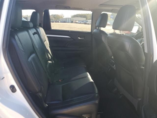 Photo 11 from auction – 2015 TOYOTA HIGHLANDER with VIN 5TDKKRFH5FS116529
