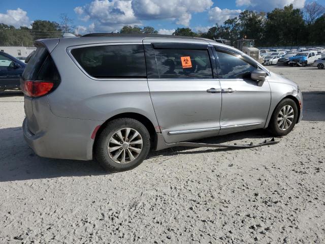 Photo 3 from auction – 2017 CHRYSLER PACIFICA T with VIN 2C4RC1BG4HR688732