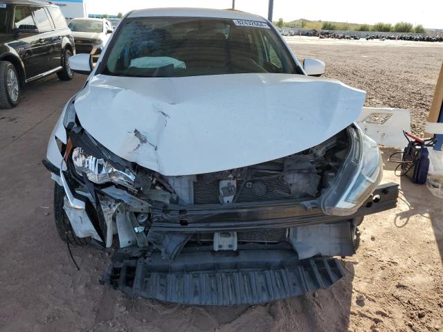 Photo 5 from auction – 2017 NISSAN SENTRA S with VIN 3N1AB7AP2HY265574