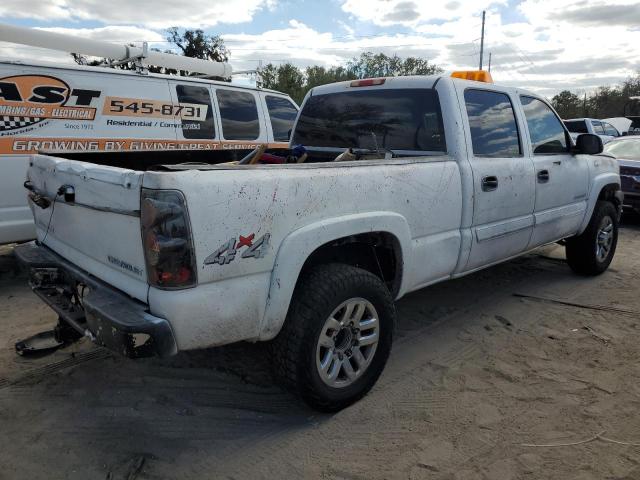 Photo 3 from auction – 2005 CHEVROLET SILVERADO with VIN 1GCGK13U15F837731