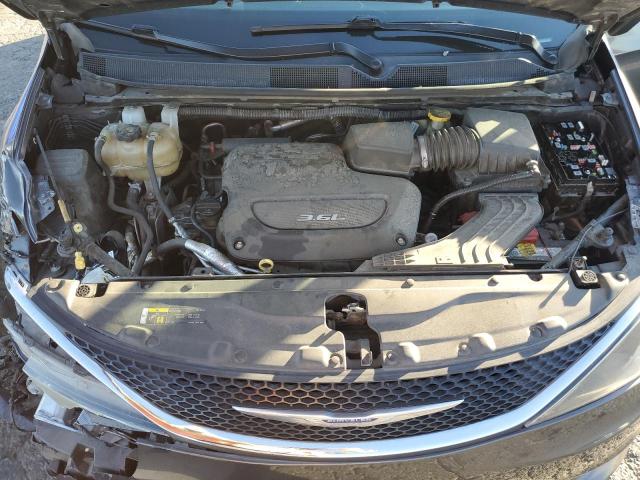 Photo 12 from auction – 2018 CHRYSLER PACIFICA L with VIN 2C4RC1CG4JR126690