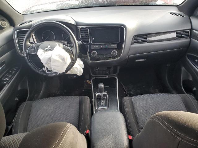 Photo 8 from auction – 2018 MITSUBISHI OUTLANDER with VIN JA4AZ3A34JZ048130