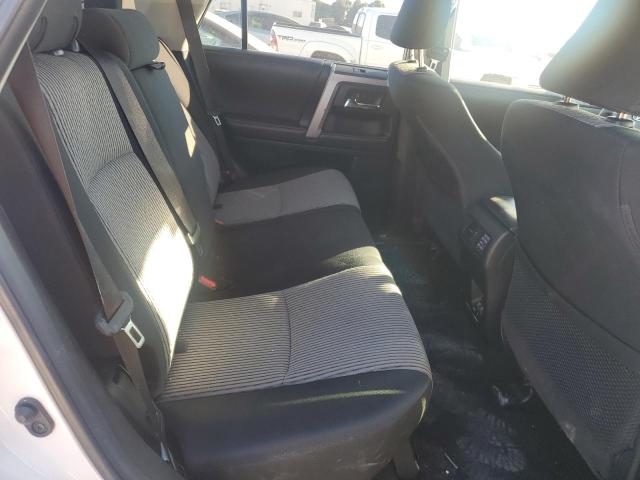Photo 10 from auction – 2022 TOYOTA 4RUNNER SR with VIN JTEEU5JR8N5263380