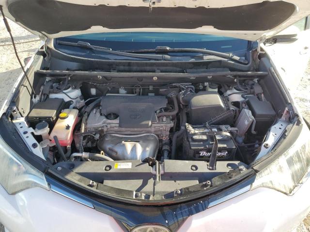 Photo 11 from auction – 2017 TOYOTA RAV4 XLE with VIN 2T3WFREV1HW333042