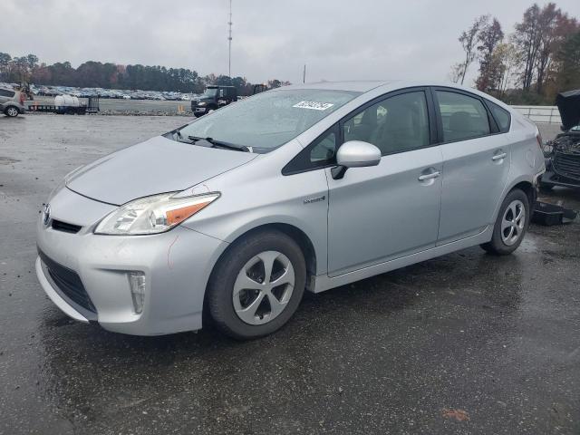 TOYOTA PRIUS 2015 con VIN JTDKN3DU3F0479855 - Foto de la subasta