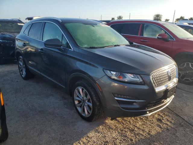Photo 4 from auction – 2019 LINCOLN MKC SELECT with VIN 5LMCJ2D96KUL00354