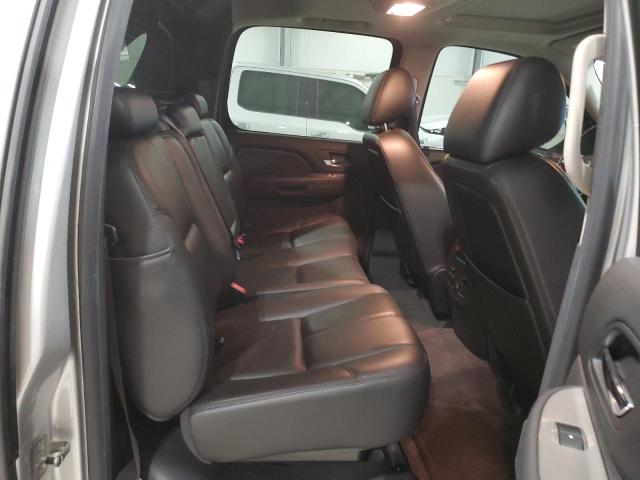 Zdjęcie 10 z aukcji – 2010 CHEVROLET AVALANCHE z VIN 3GNVKFE0XAG103183