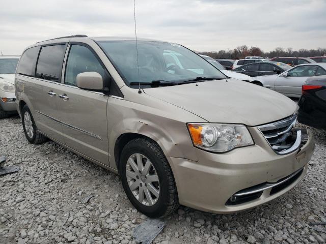 Photo 4 from auction – 2016 CHRYSLER TOWN & COU with VIN 2C4RC1BG2GR269437