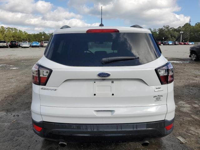 Photo 6 from auction – 2017 FORD ESCAPE SE with VIN 1FMCU0GD0HUD24530