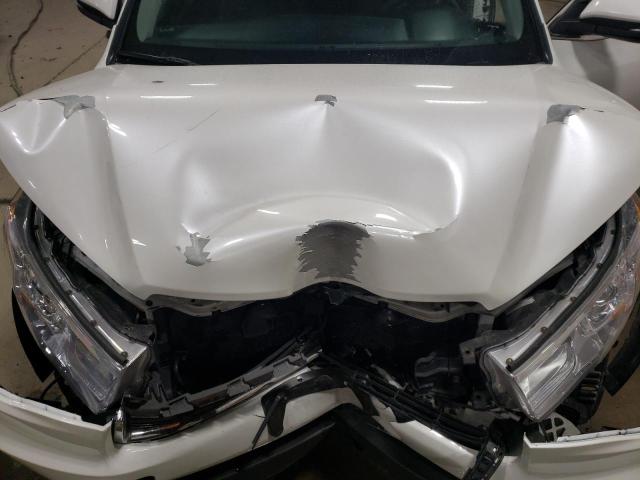 Photo 12 from auction – 2016 TOYOTA HIGHLANDER with VIN 5TDBKRFH4GS277987