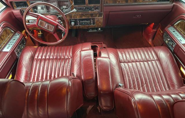 Photo 9 from auction – 1982 LINCOLN TOWN CAR with VIN 1LNBP94F9CY621990