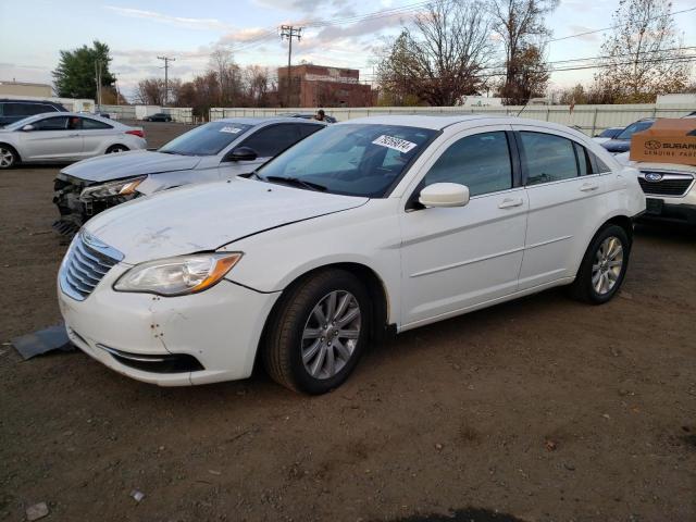 Photo 1 from auction – 2013 CHRYSLER 200 TOURIN with VIN 1C3CCBBG1DN636028