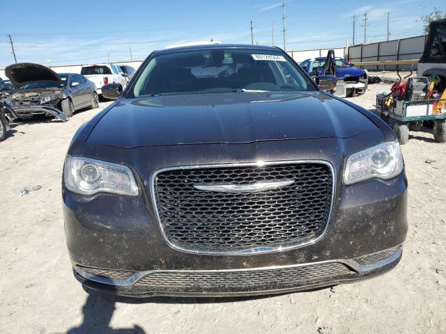Photo 5 from auction – 2017 CHRYSLER 300 with VIN 2C3CCAAG6HH580081
