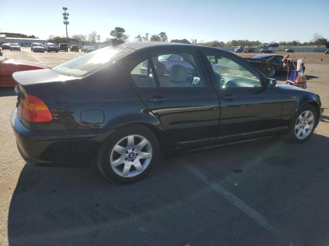 Photo 3 from auction – 2005 BMW 325 I with VIN WBAET37455NJ89193