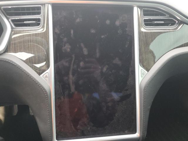 Photo 9 from auction – 2013 TESLA MODEL S with VIN 5YJSA1DN3DFP10647