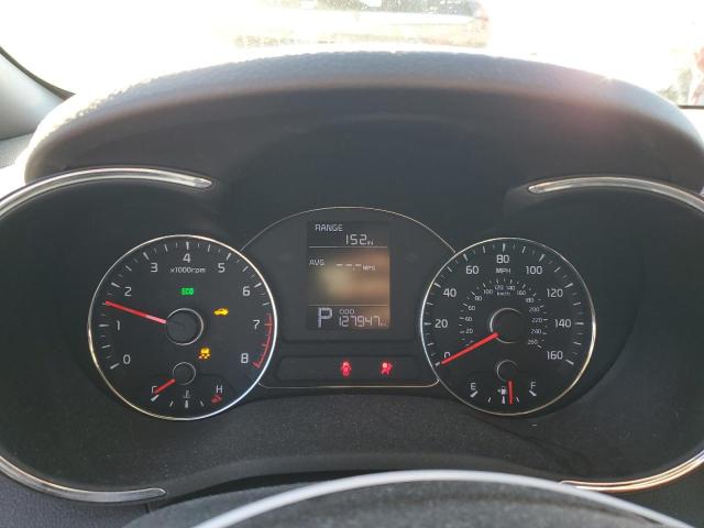 Photo 9 from auction – 2016 KIA FORTE LX with VIN KNAFK5A81G5585431