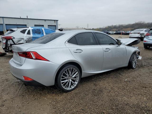 Photo 3 from auction – 2016 LEXUS IS 300 with VIN JTHCM1D21G5012298