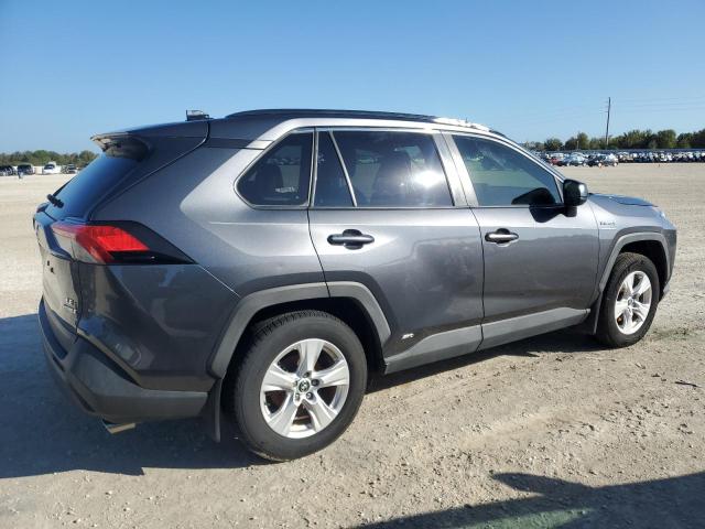 Photo 3 from auction – 2020 TOYOTA RAV4 LE with VIN JTMLWRFV8LD070412
