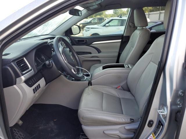 Photo 7 from auction – 2018 TOYOTA HIGHLANDER with VIN 5TDZZRFH7JS275569
