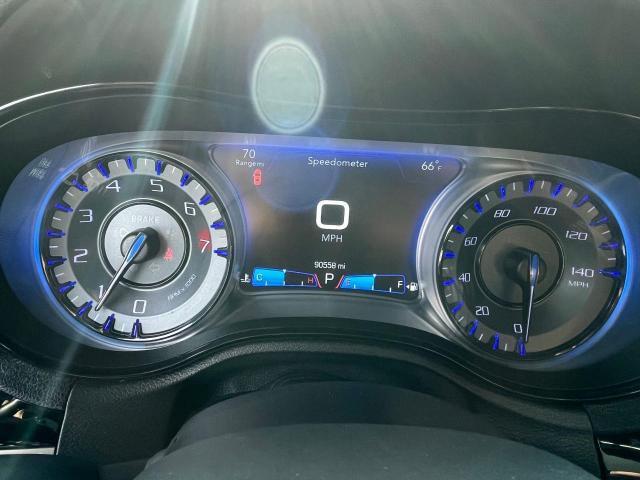 Фото 8 с аукциона – 2017 CHRYSLER 300 S с VIN 2C3CCABG5HH669008