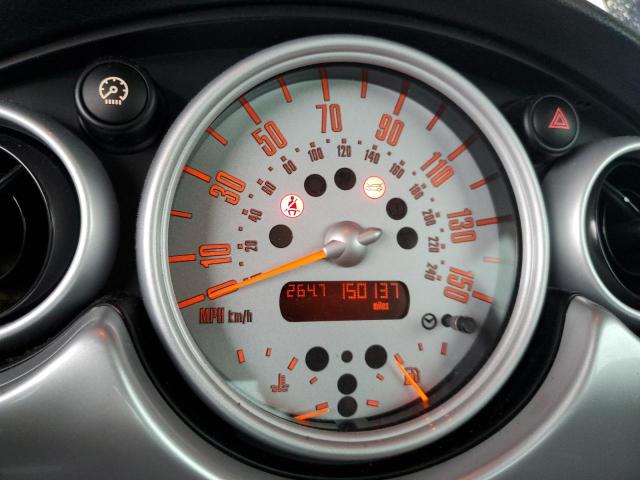 Photo 9 from auction – 2005 MINI COOPER S with VIN WMWRE33585TL11776