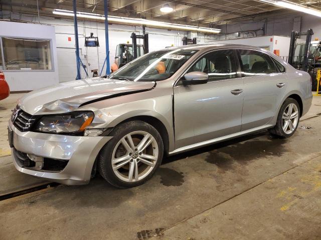 VOLKSWAGEN PASSAT SE 2014 with VIN 1VWBT7A36EC040281 - Photo from auction