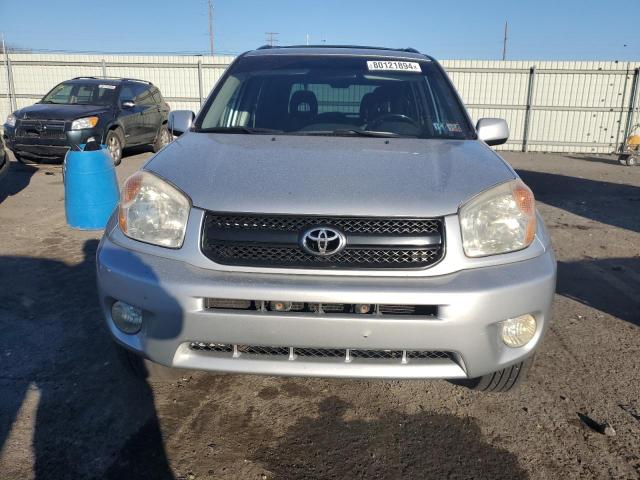 Photo 5 from auction – 2005 TOYOTA RAV4 with VIN JTEHD20V850038786