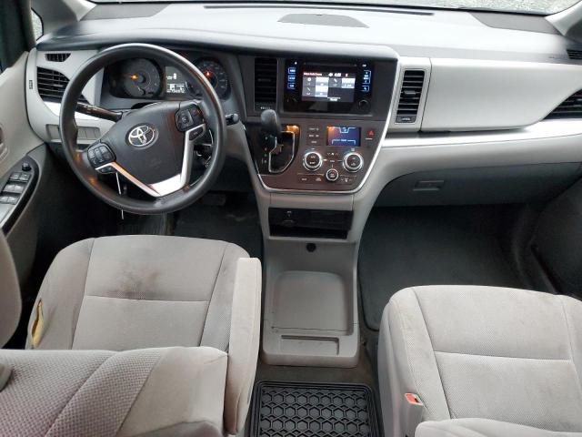 Photo 8 from auction – 2017 TOYOTA SIENNA with VIN 5TDZZ3DC6HS865695